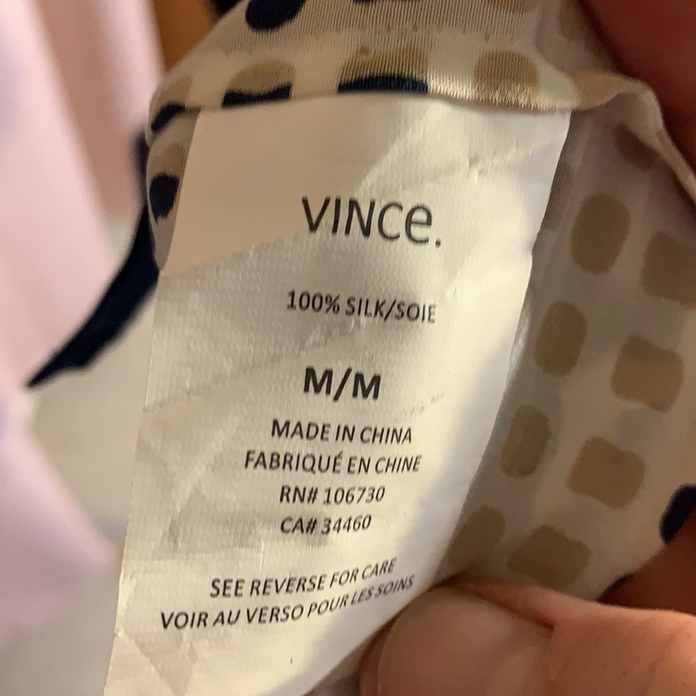 Vince 100% silk blousy tee - Picture 7 of 7
